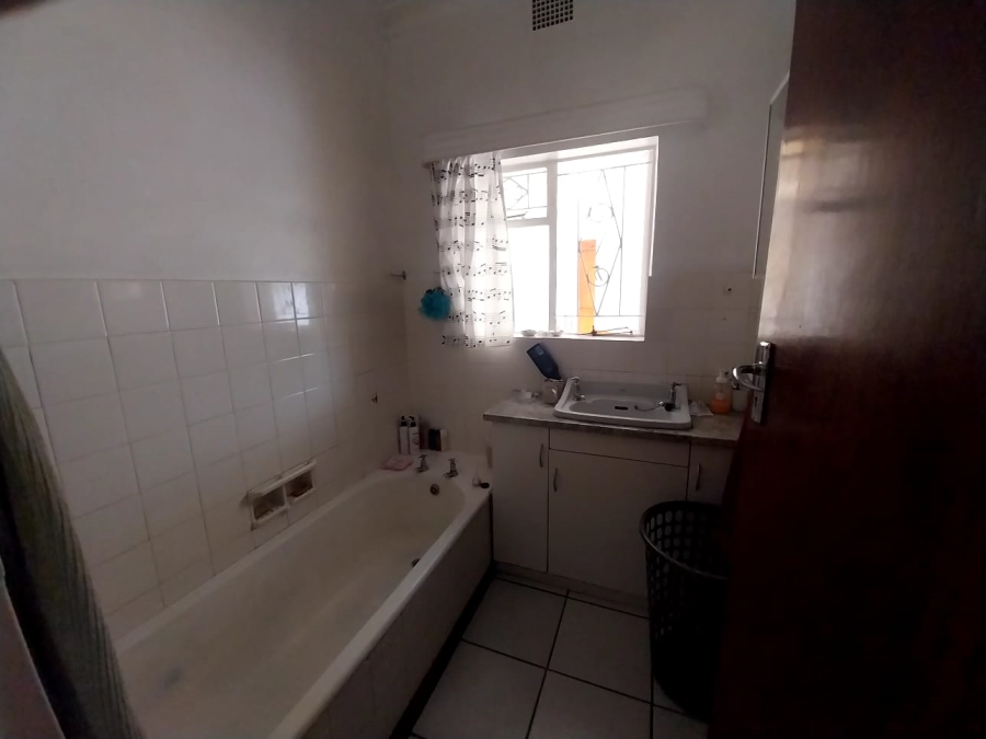 3 Bedroom Property for Sale in Fairy Glen Western Cape